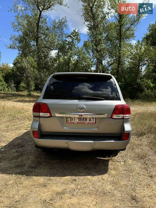 Внедорожник / Кроссовер Toyota Land Cruiser 2008 в Полтаве фото 5 Внедорожник / Кроссовер Toyota Land Cruiser 2008 в Полтаве