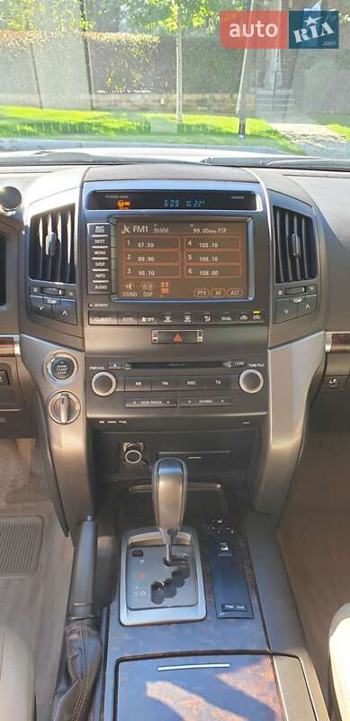 Внедорожник / Кроссовер Toyota Land Cruiser 2008 в Киеве