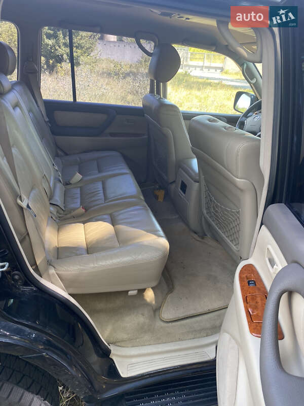 Внедорожник / Кроссовер Toyota Land Cruiser 2006 в Киеве