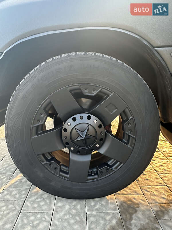 Внедорожник / Кроссовер Toyota Land Cruiser 2004 в Львове