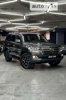 Toyota Land Cruiser 2016