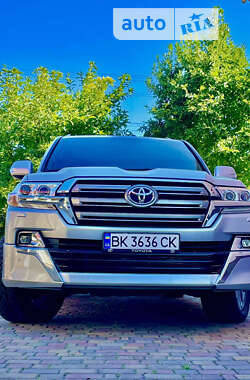 Внедорожник / Кроссовер Toyota Land Cruiser 2020 в Ровно