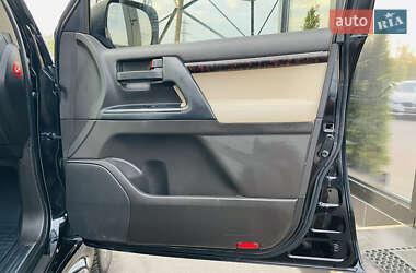 Внедорожник / Кроссовер Toyota Land Cruiser 2008 в 