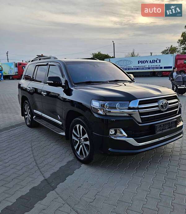 Внедорожник / Кроссовер Toyota Land Cruiser 2018 в Рава-Русской