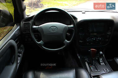 Внедорожник / Кроссовер Toyota Land Cruiser 1999 в 
