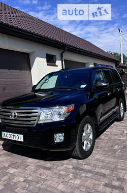 Внедорожник / Кроссовер Toyota Land Cruiser 2012 в Харькове