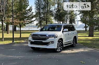 Внедорожник / Кроссовер Toyota Land Cruiser 2019 в Киеве