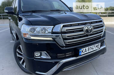 Внедорожник / Кроссовер Toyota Land Cruiser 2018 в Киеве