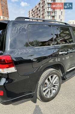 Toyota Land Cruiser 2017