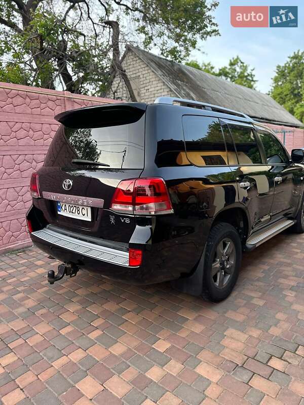 Внедорожник / Кроссовер Toyota Land Cruiser 2008 в Николаеве фото 6 Внедорожник / Кроссовер Toyota Land Cruiser 2008 в Николаеве