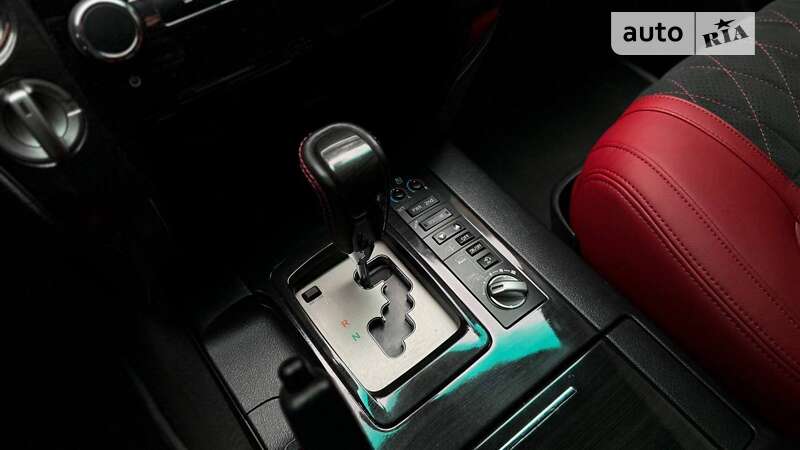 Позашляховик / Кросовер Toyota Land Cruiser 2013 в Ужгороді