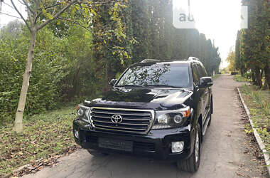 Позашляховик / Кросовер Toyota Land Cruiser 2014 в Рівному