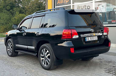 Внедорожник / Кроссовер Toyota Land Cruiser 2013 в Кельменцах