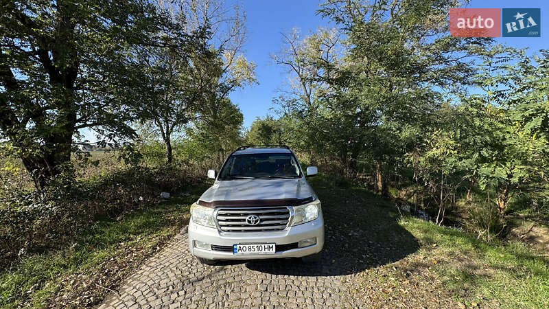 Внедорожник / Кроссовер Toyota Land Cruiser 2008 в Иршаве