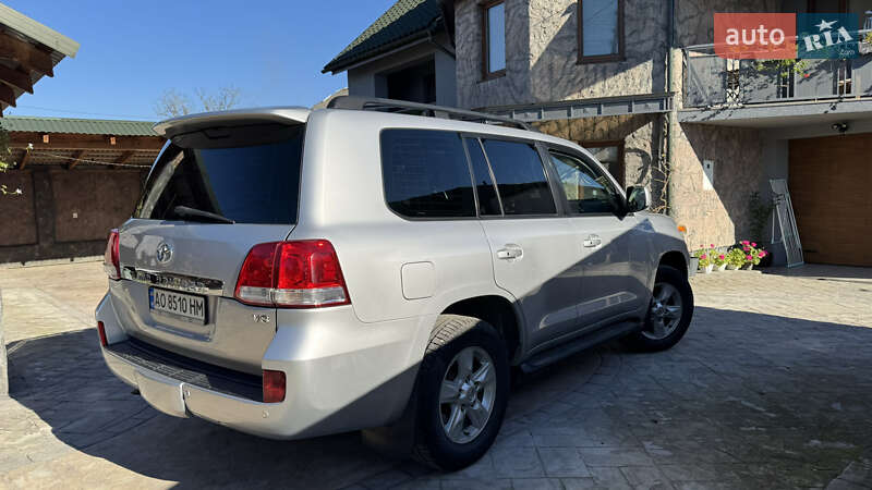 Внедорожник / Кроссовер Toyota Land Cruiser 2008 в Иршаве