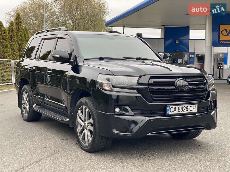 Внедорожник / Кроссовер Toyota Land Cruiser 2008 в Смеле