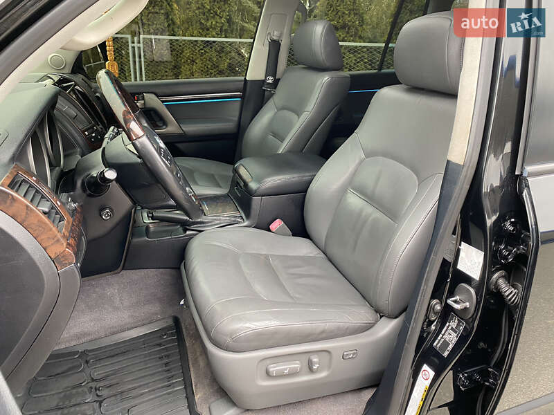 Внедорожник / Кроссовер Toyota Land Cruiser 2008 в Смеле