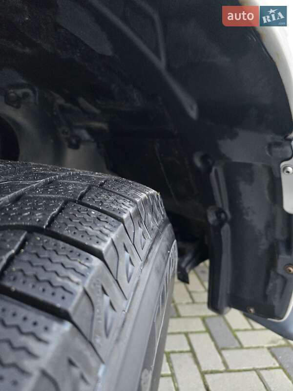 Toyota Land Cruiser 2002