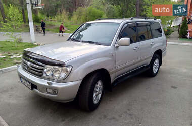 Позашляховик / Кросовер Toyota Land Cruiser 2005 в Києві