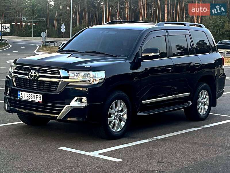 Внедорожник / Кроссовер Toyota Land Cruiser 2018 в Киеве