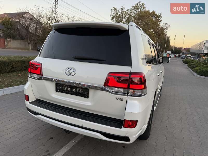 Внедорожник / Кроссовер Toyota Land Cruiser 2018 в Одессе фото 18 Внедорожник / Кроссовер Toyota Land Cruiser 2018 в Одессе