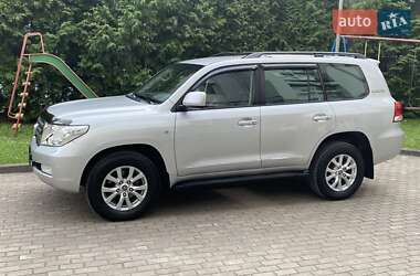 Позашляховик / Кросовер Toyota Land Cruiser 2007 в Львові