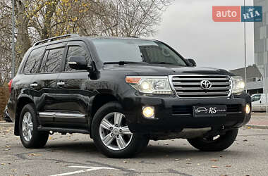 Toyota Land Cruiser 2014