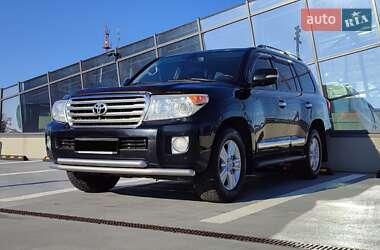 Внедорожник / Кроссовер Toyota Land Cruiser 2013 в Киеве