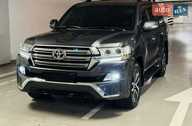 Toyota Land Cruiser 2016