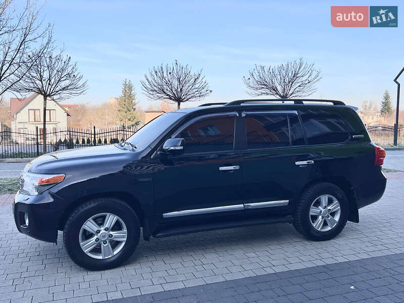 Внедорожник / Кроссовер Toyota Land Cruiser 2013 в Ивано-Франковске