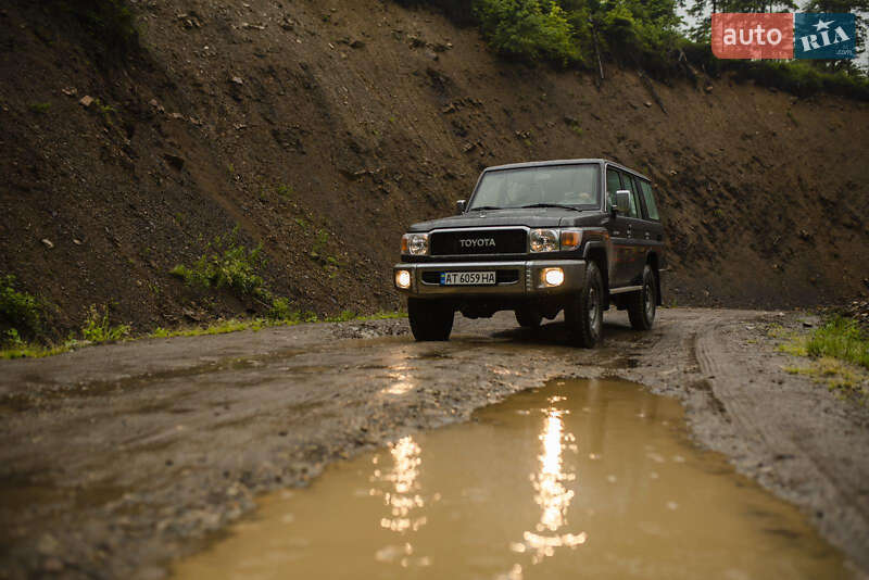Внедорожник / Кроссовер Toyota Land Cruiser 2021 в Ивано-Франковске