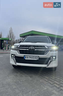 Внедорожник / Кроссовер Toyota Land Cruiser 2020 в Кременчуге