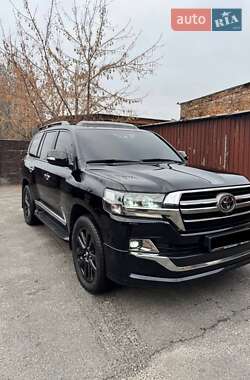 Toyota Land Cruiser 2019