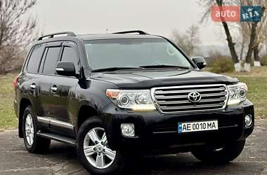 Toyota Land Cruiser 2013