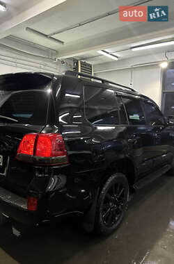 Внедорожник / Кроссовер Toyota Land Cruiser 2008 в 
