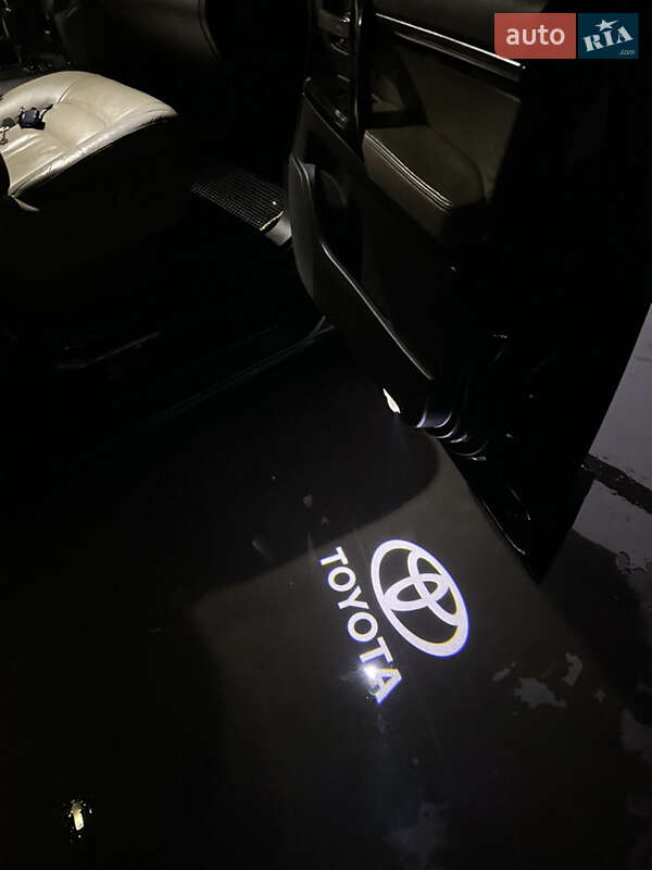 Внедорожник / Кроссовер Toyota Land Cruiser 2008 в Полтаве фото 22 Внедорожник / Кроссовер Toyota Land Cruiser 2008 в Полтаве