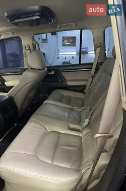 Внедорожник / Кроссовер Toyota Land Cruiser 2008 в 