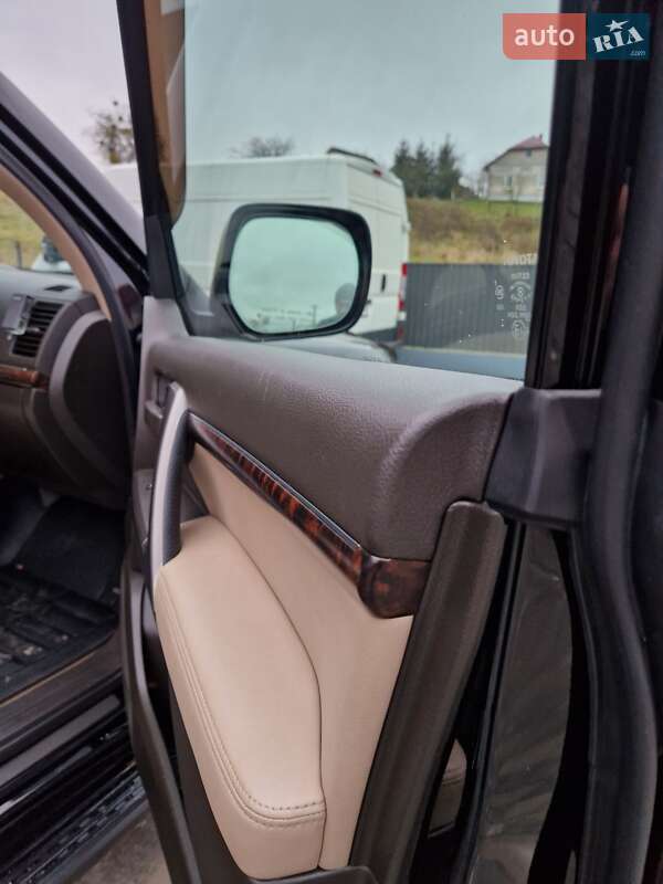 Внедорожник / Кроссовер Toyota Land Cruiser 2008 в Львове