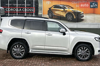 Внедорожник / Кроссовер Toyota Land Cruiser 2023 в Черновцах