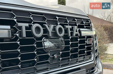 Внедорожник / Кроссовер Toyota Land Cruiser 2021 в Днепре