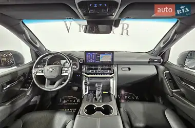 Toyota Land Cruiser 2021