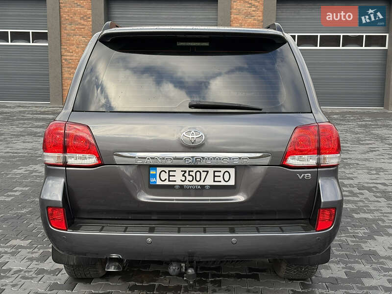 Внедорожник / Кроссовер Toyota Land Cruiser 2008 в Черновцах