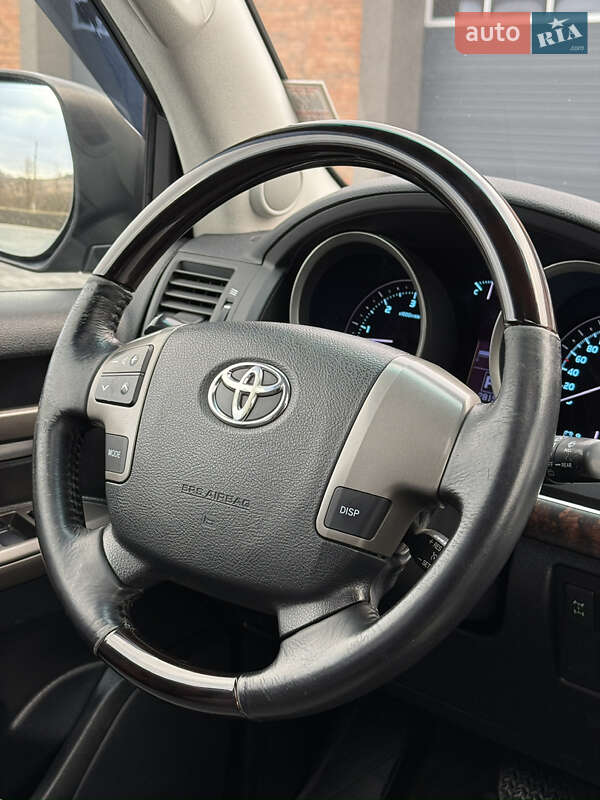 Внедорожник / Кроссовер Toyota Land Cruiser 2008 в Черновцах