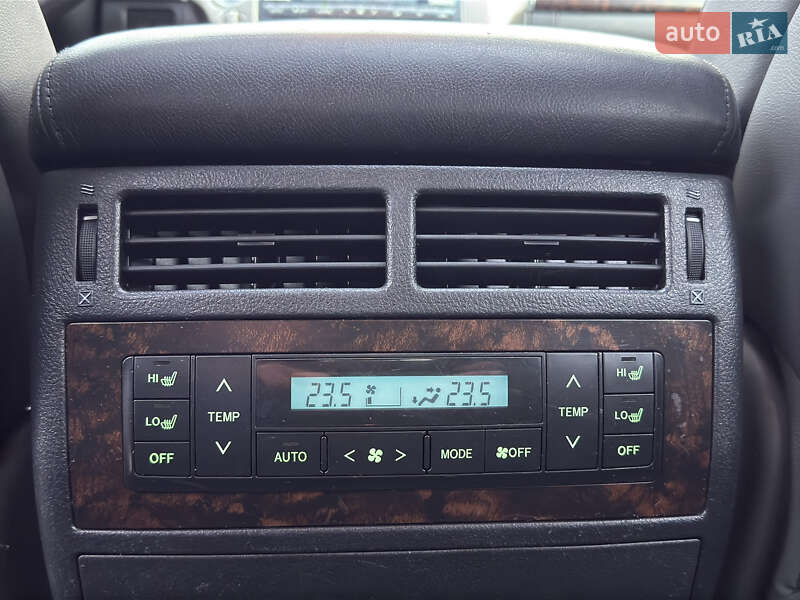 Внедорожник / Кроссовер Toyota Land Cruiser 2008 в Черновцах