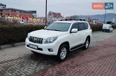 Внедорожник / Кроссовер Toyota Land Cruiser 2012 в Хусте