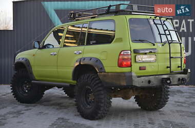 Позашляховик / Кросовер Toyota Land Cruiser 1998 в Мукачевому