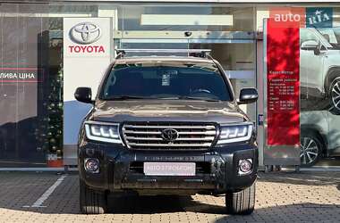 Внедорожник / Кроссовер Toyota Land Cruiser 2013 в 