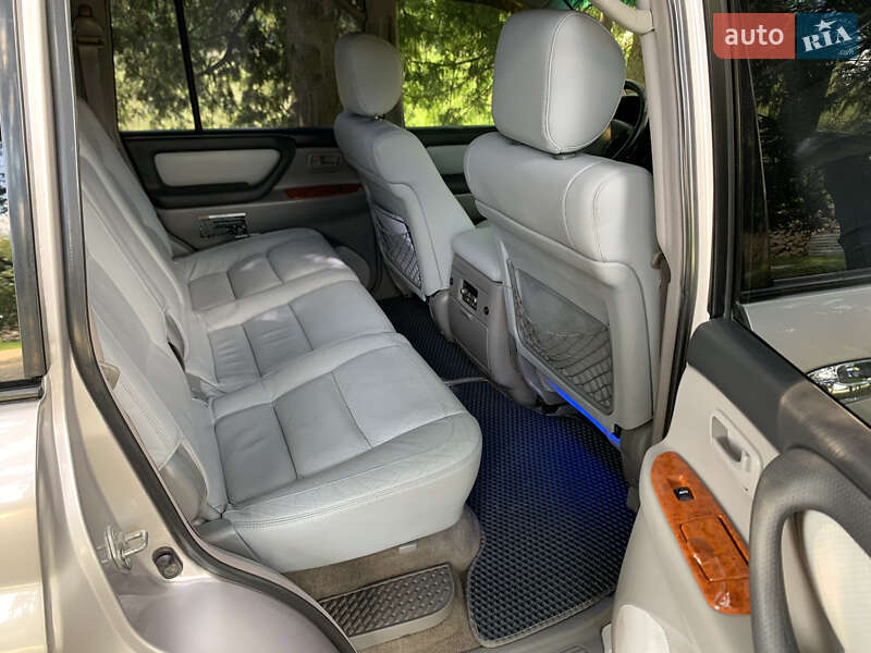 Внедорожник / Кроссовер Toyota Land Cruiser 2002 в Збараже
