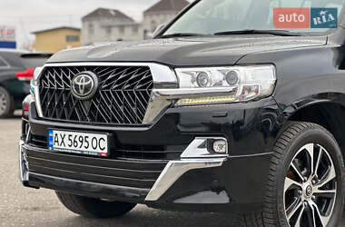 Позашляховик / Кросовер Toyota Land Cruiser 2019 в Києві