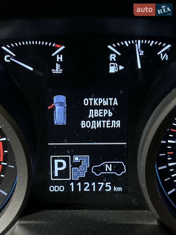 Внедорожник / Кроссовер Toyota Land Cruiser 2012 в Киеве фото 11 Внедорожник / Кроссовер Toyota Land Cruiser 2012 в Киеве